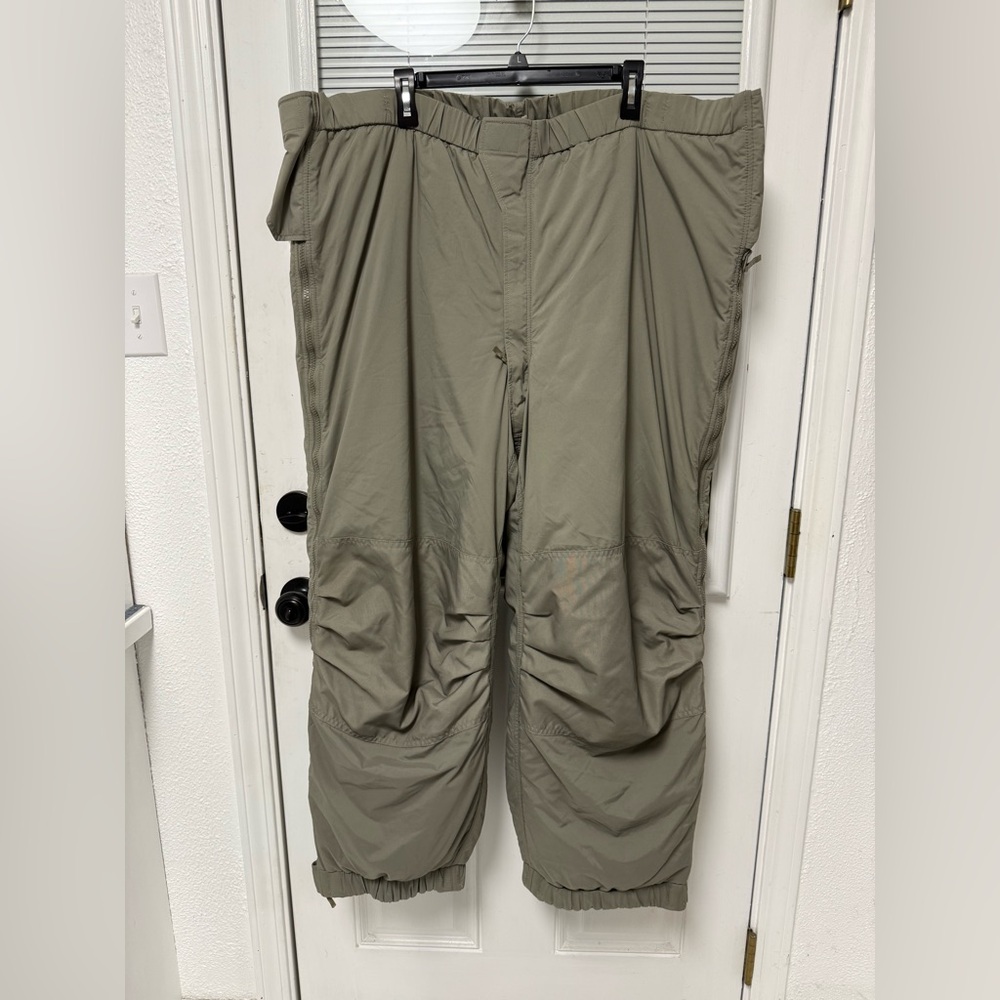 NWOT US Army Pants Generation III ECWCS Gray Extreme Cold Weather pants